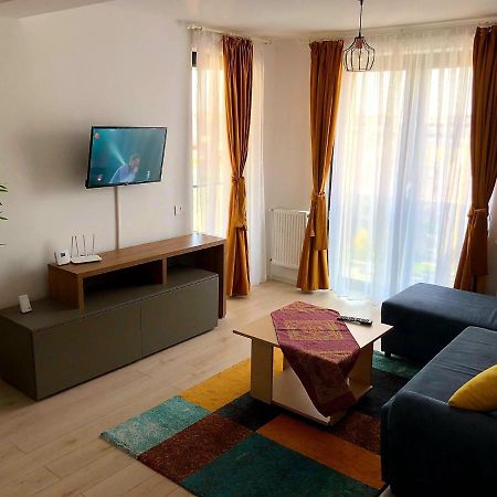 Jolie Apartments Braşov Extérieur photo