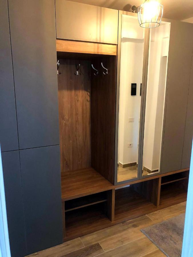 Jolie Apartments Braşov Extérieur photo