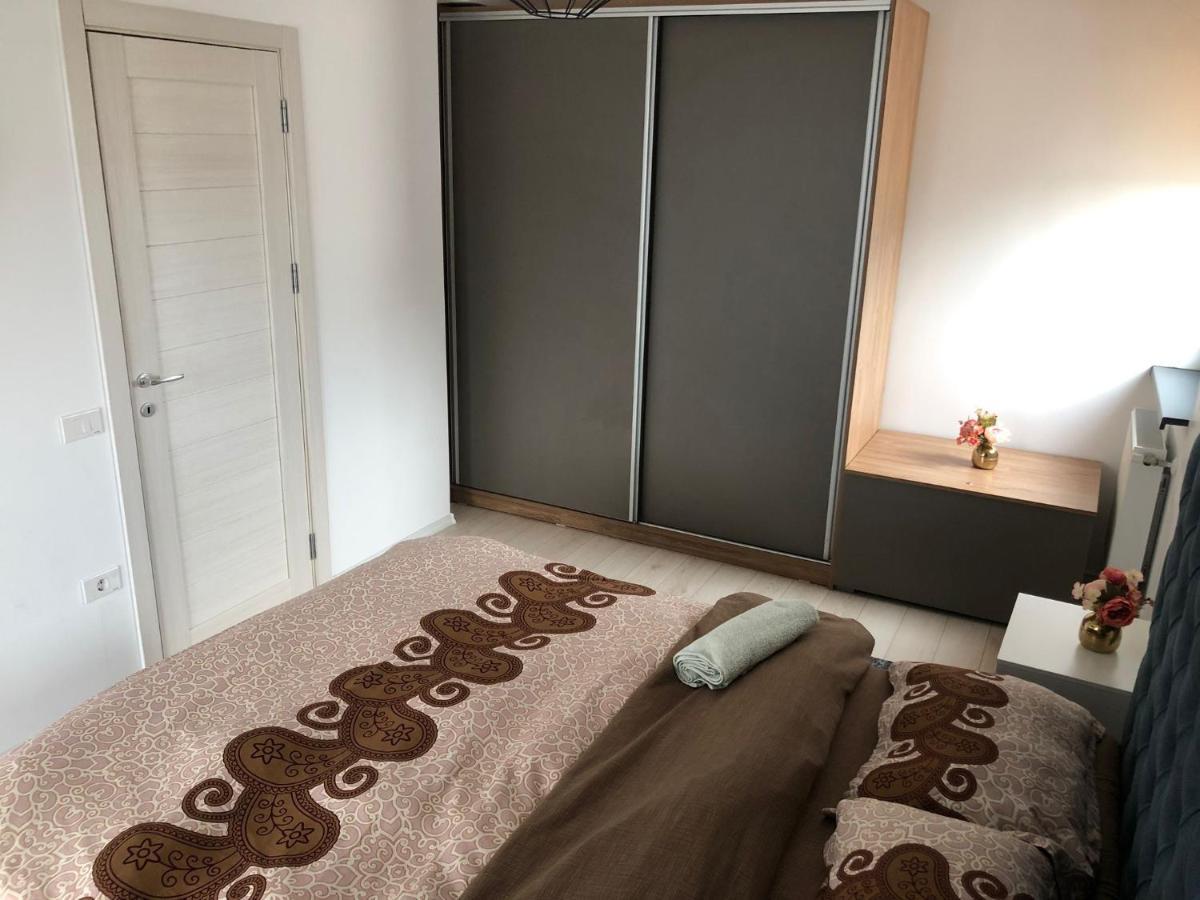 Jolie Apartments Braşov Extérieur photo